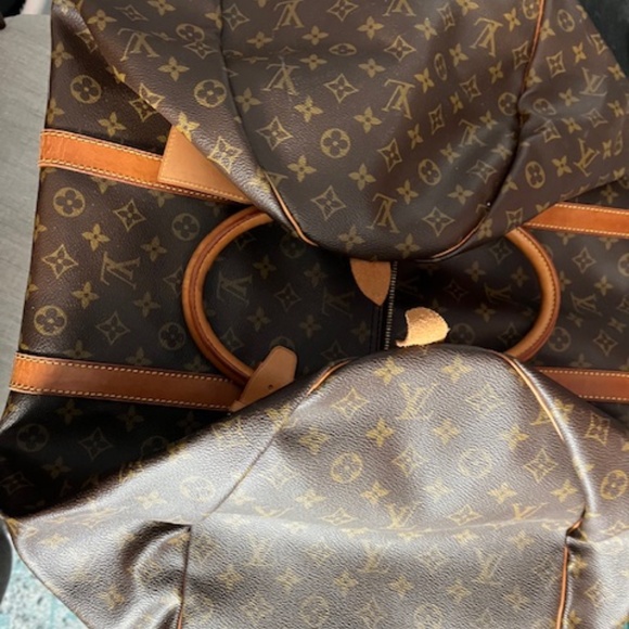 Louis Vuitton Monogram Canvas 50 Duffle - Picture 9 of 9